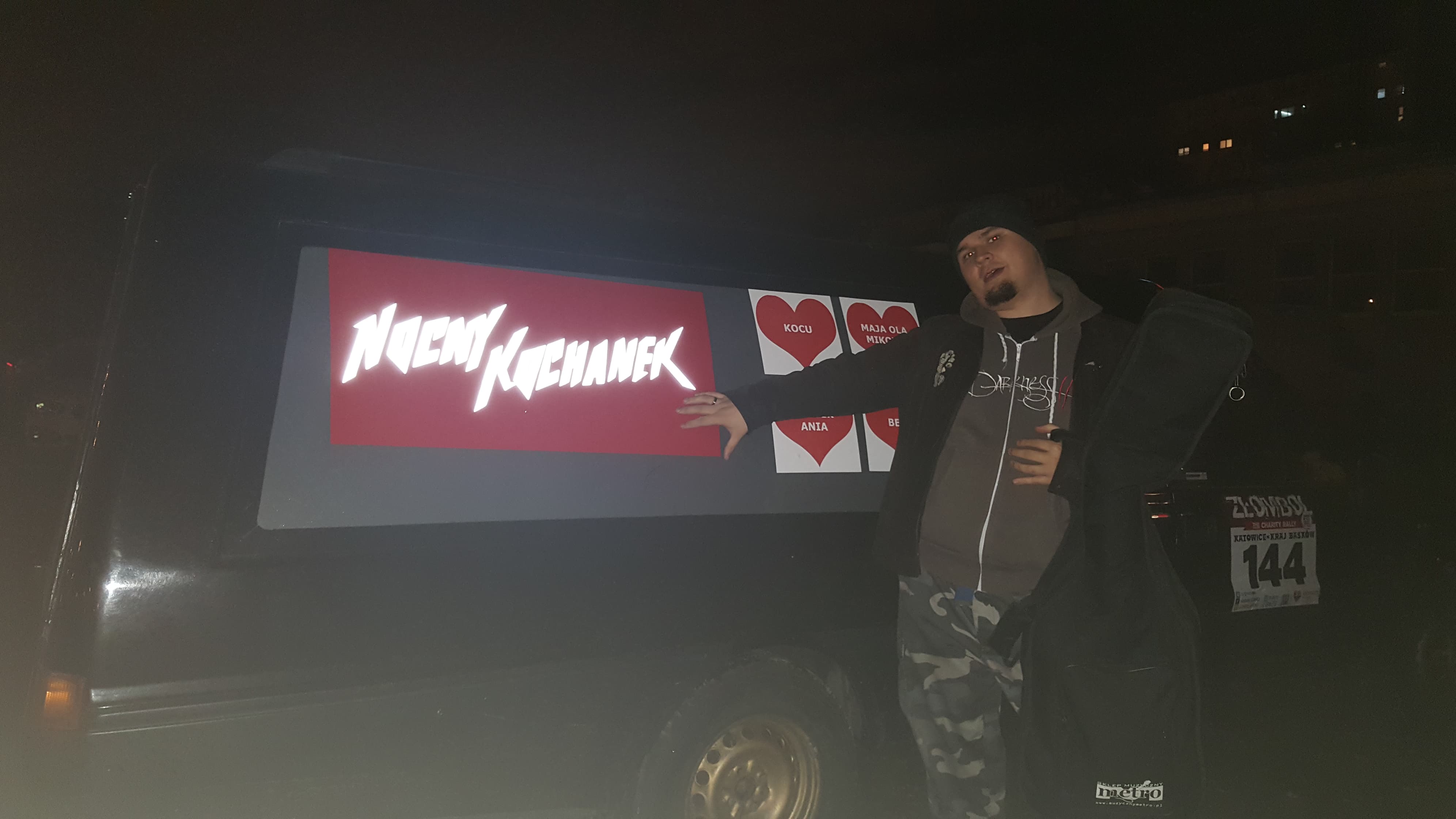 Humorcore jest spoko, a Nocny Kochanek nie jest zły.
